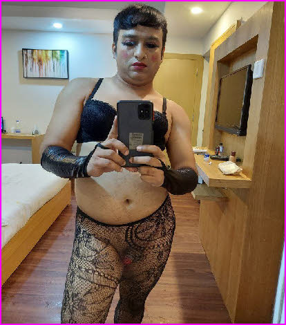 Dumb sissy loser Candi from India takes a selfie that will ruin him if his family see it Dumb sissy loser Candi from India takes a selfie that will ruin him if his family see it