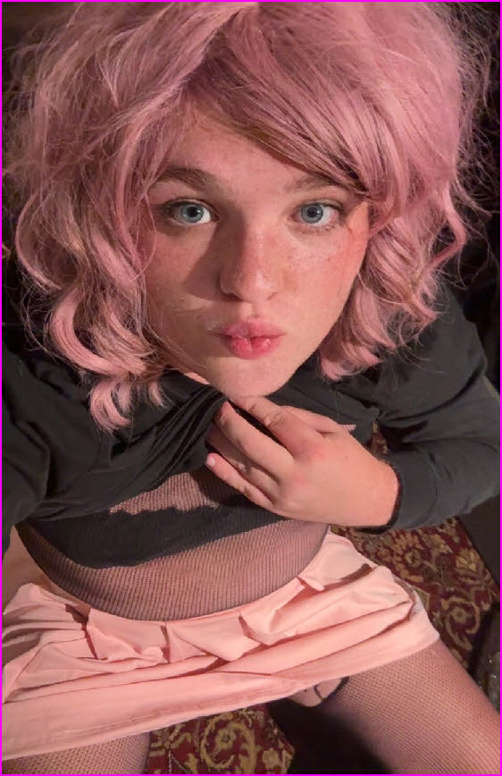 Effeminate sissy loser Lexi from Salt Lake City in Utah