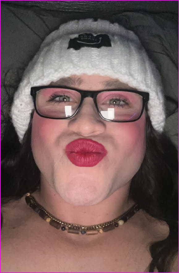 Sissy Sarah's bright red lips were made for sucking dick Sissy Sarah's bright red lips were made for sucking dick